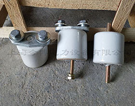 wx-01低壓電瓷絕（jué）緣（yuán）子電車行車支柱可配銅排夾（jiá）具40*4