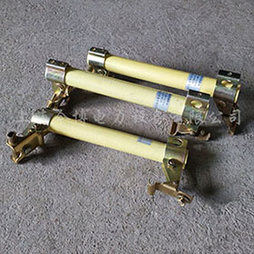RW7-10/100a~200A戶（hù）外跌落式熔斷器高壓（yā）保險令克開關熔管